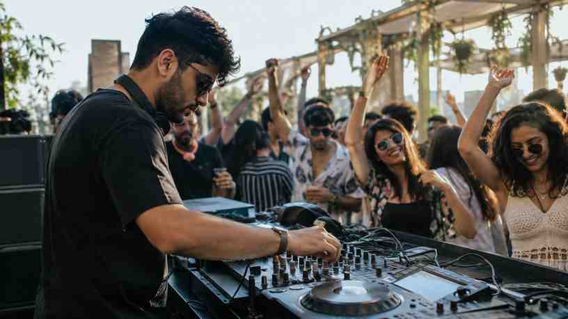 Dede Pyar De Bouncy Final Mix అంటే ఏమిటి?